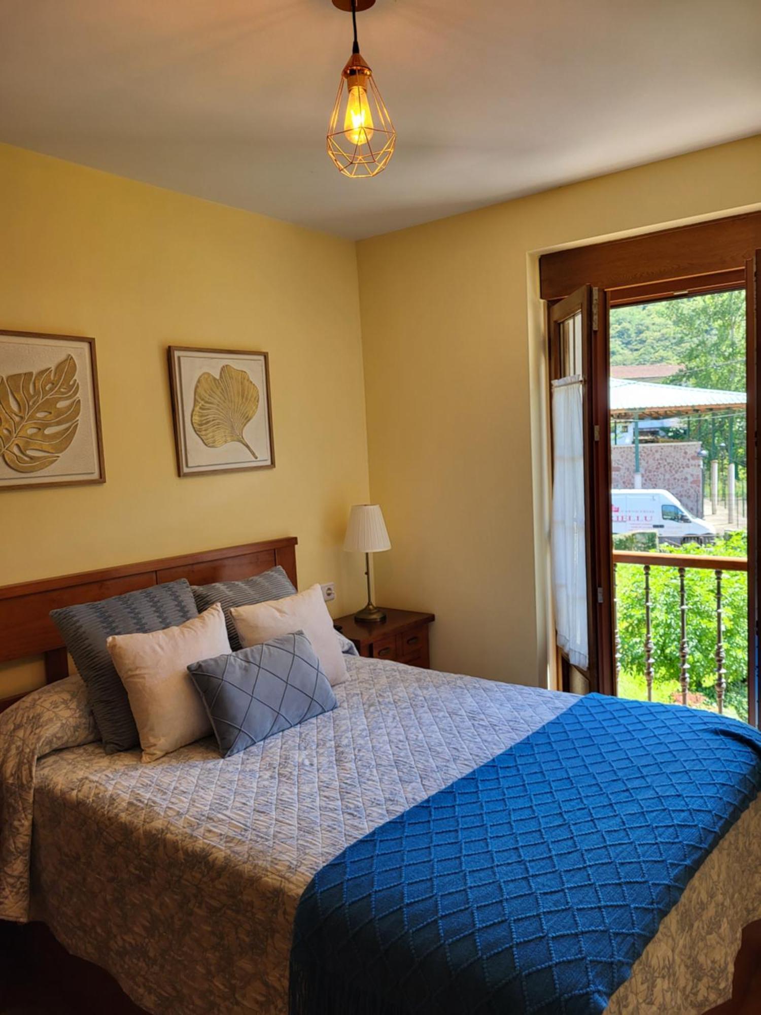 La Casa De La Vega Villa อาเรนัส เด กาบราเลส ภายนอก รูปภาพ
